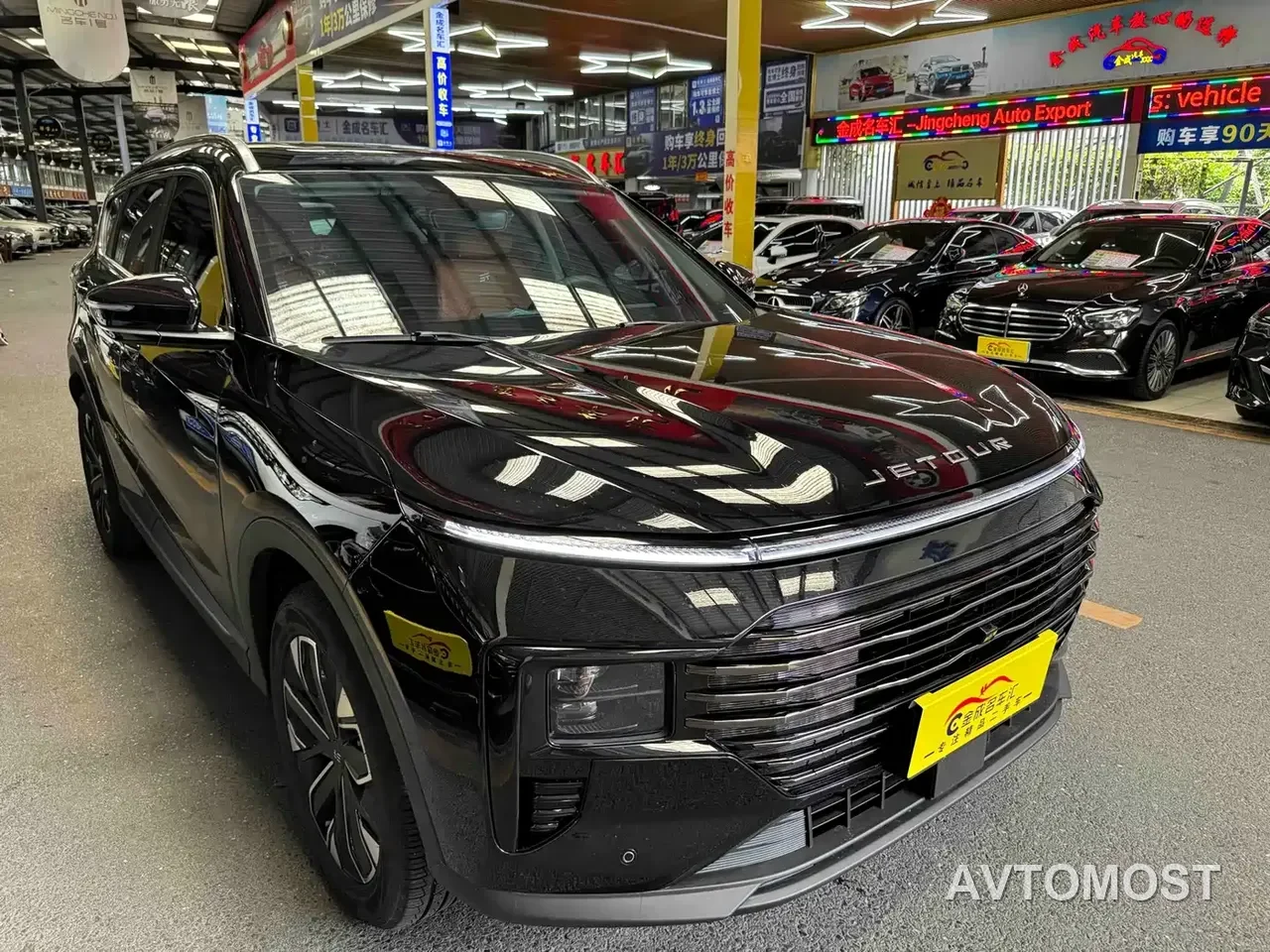 Jetour X70 C-DM 2024 Voyage Edition PRO+ 7-seater — фото 3