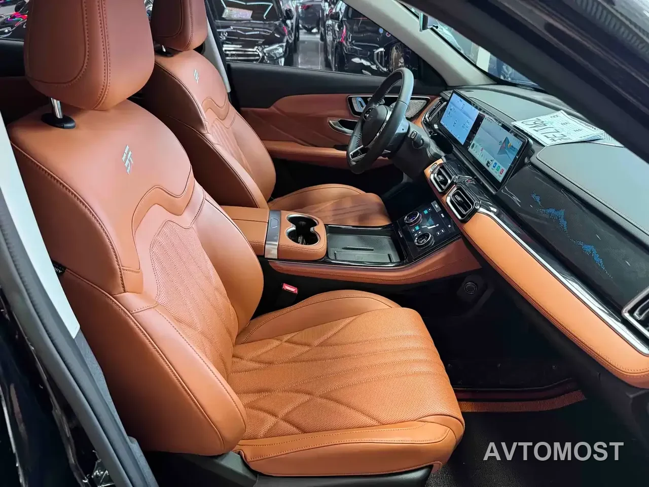 Jetour X70 C-DM 2024 Voyage Edition PRO+ 7-seater — фото 10
