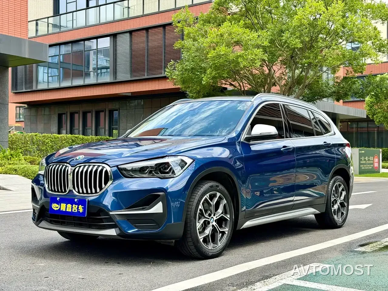 BMW X1 2022 sDrive20Li Fashion — фото 3