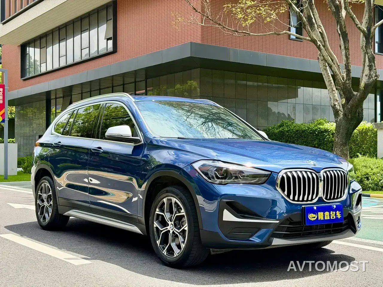 BMW X1 2022 sDrive20Li Fashion — фото 5