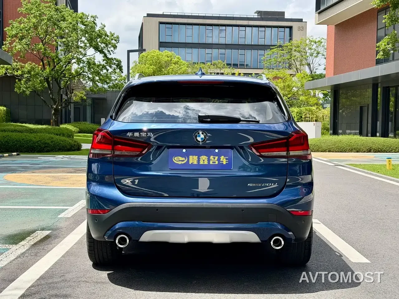 BMW X1 2022 sDrive20Li Fashion — фото 8