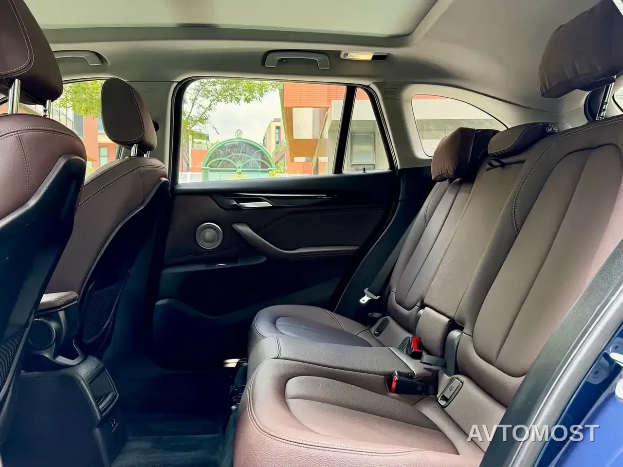 BMW X1 2022 sDrive20Li Fashion — фото 17