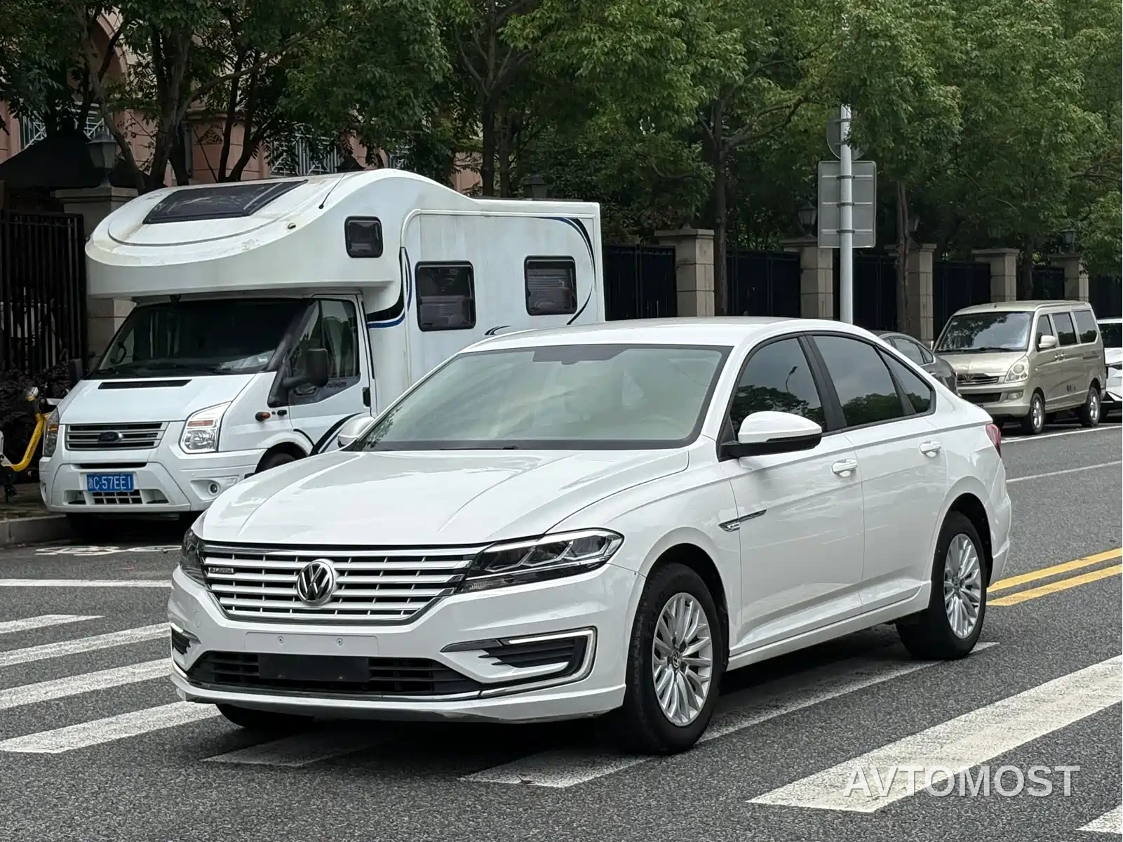 Volkswagen VW Lavida EV 2019 Premium Edition — фото 1