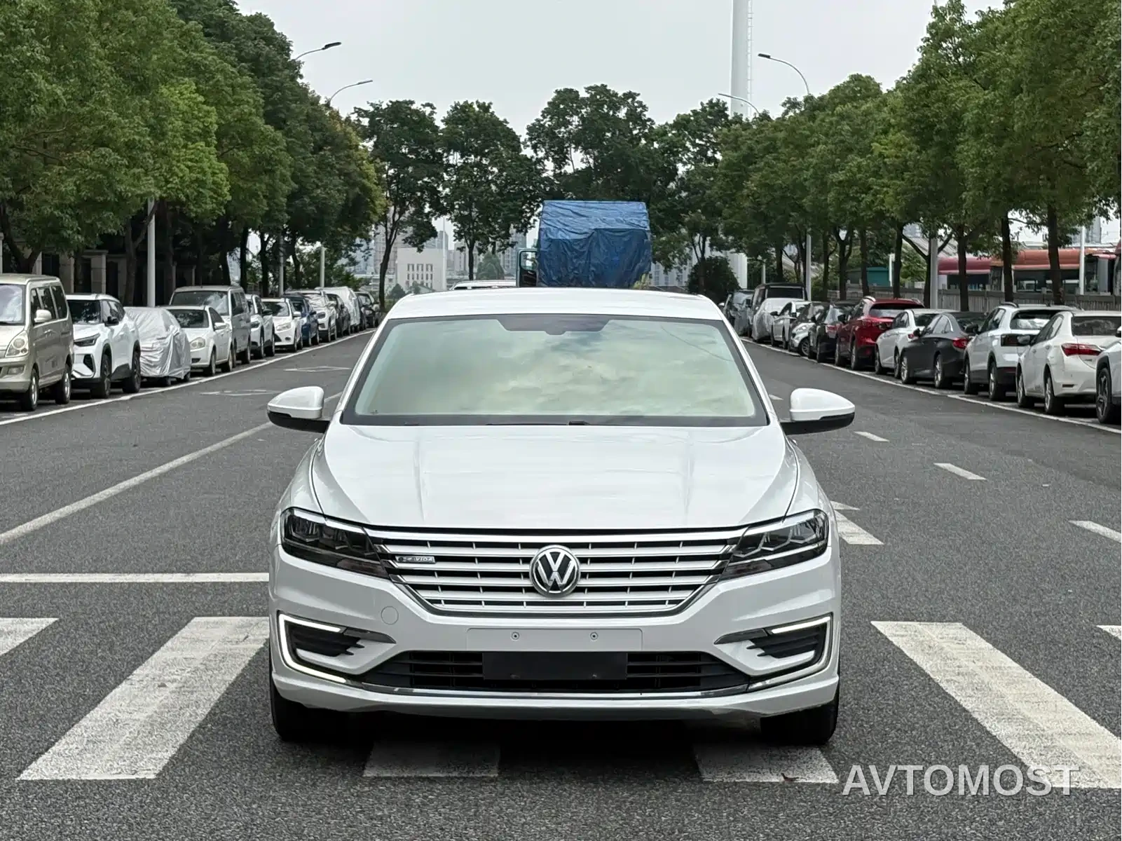 Volkswagen VW Lavida EV 2019 Premium Edition — фото 2
