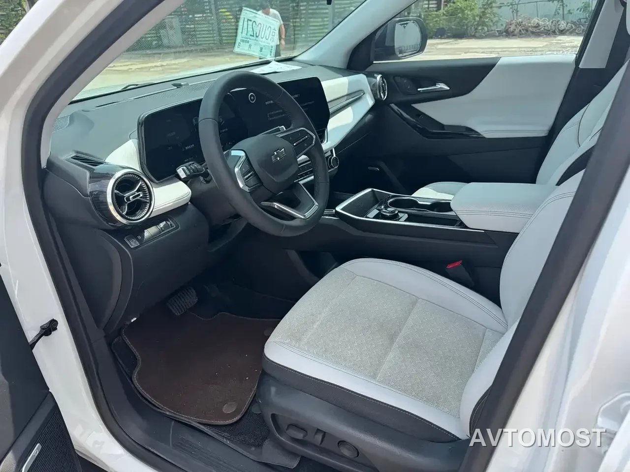 Chevrolet Equinox Plus 2024 155km ACTIV Ultimate Edition — фото 13