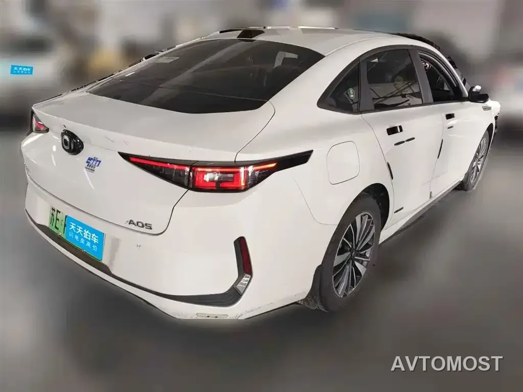 Changan Qiyuan A05 2024 Deluxe Edition 70 Leading — фото 2