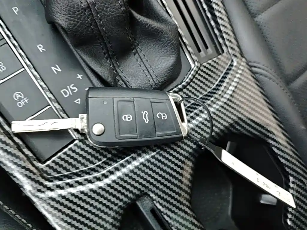 Volkswagen Lavida 2021 1.5L Auto Comfort Edition — фото 9