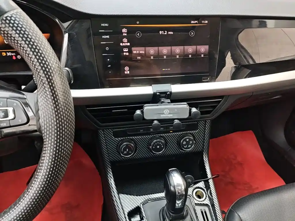 Volkswagen Lavida 2021 1.5L Auto Comfort Edition — фото 13
