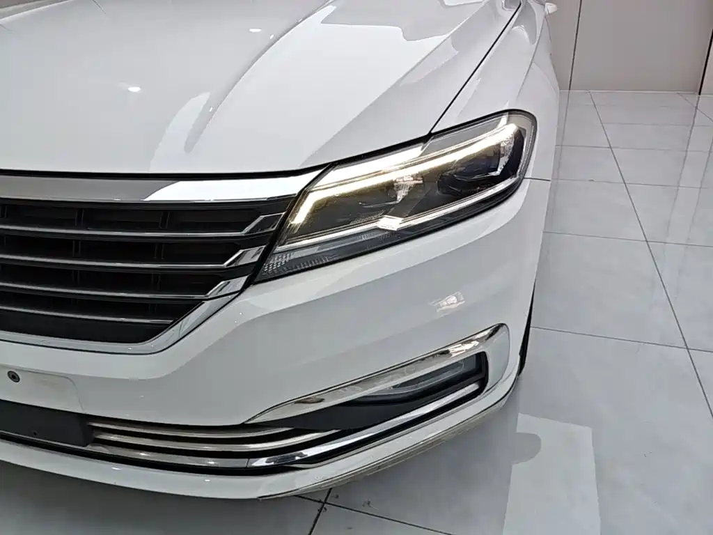 Volkswagen Lavida 2021 1.5L Auto Comfort Edition — фото 24