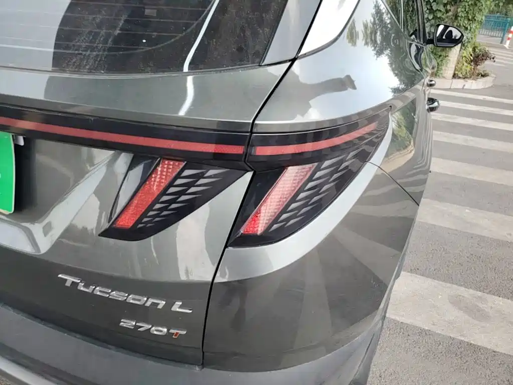 Hyundai Tucson 2021 Tucson L 1.5T DCT LUX Premium — фото 8