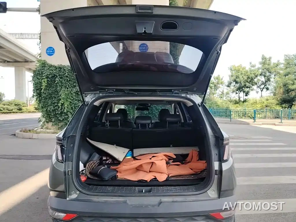 Hyundai Tucson 2021 Tucson L 1.5T DCT LUX Premium — фото 19