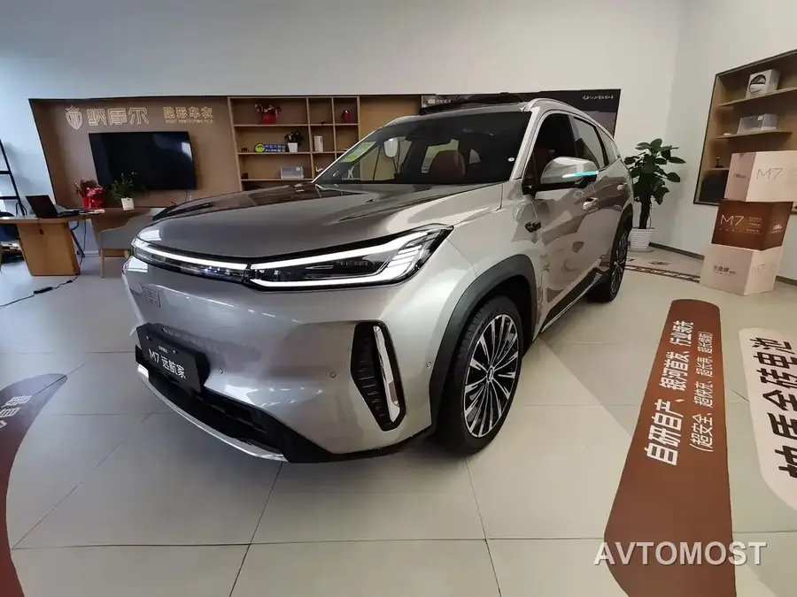 Geely Galaxy M7