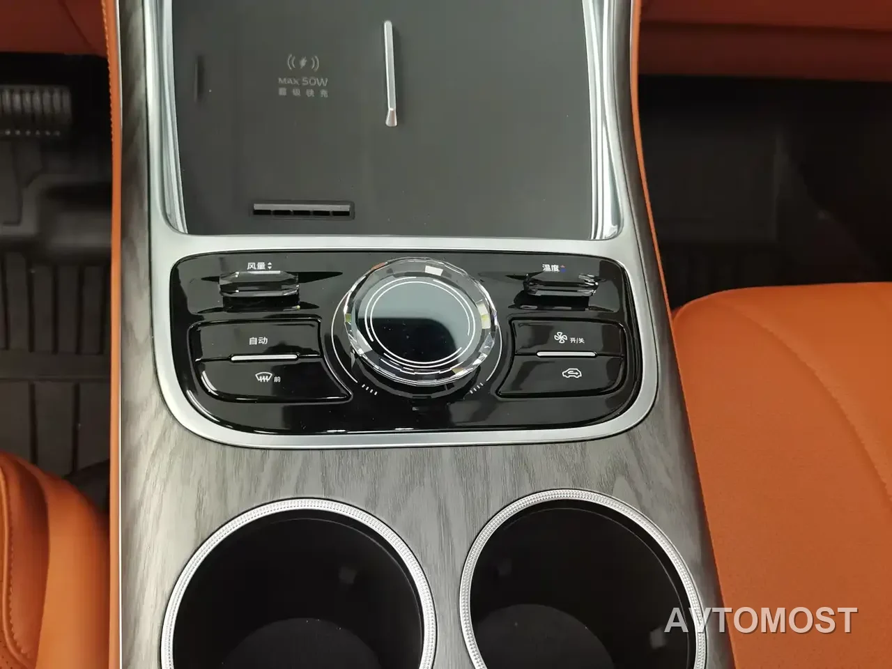 Geely Galaxy M7 — фото 13