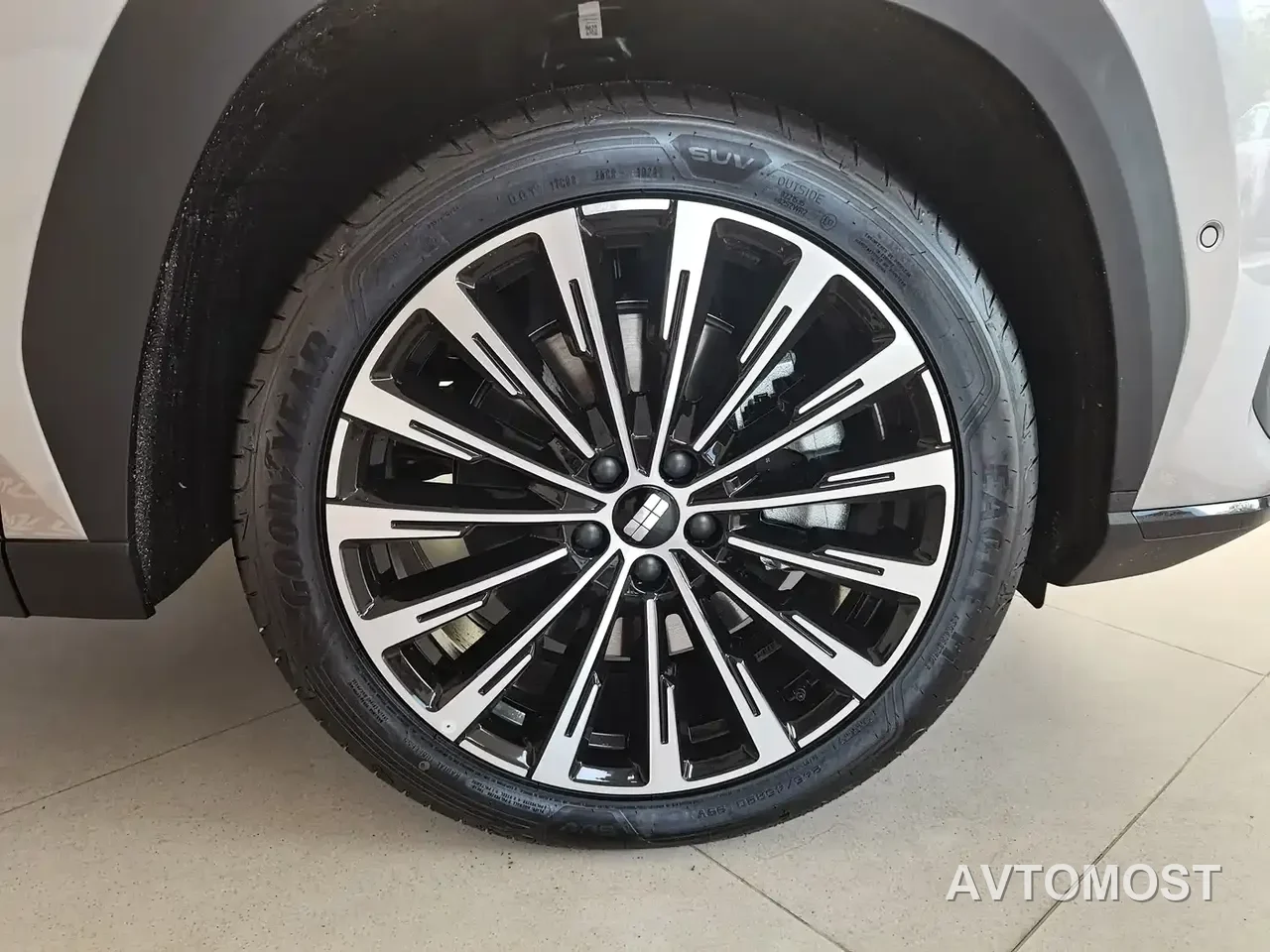 Geely Galaxy M7 — фото 21