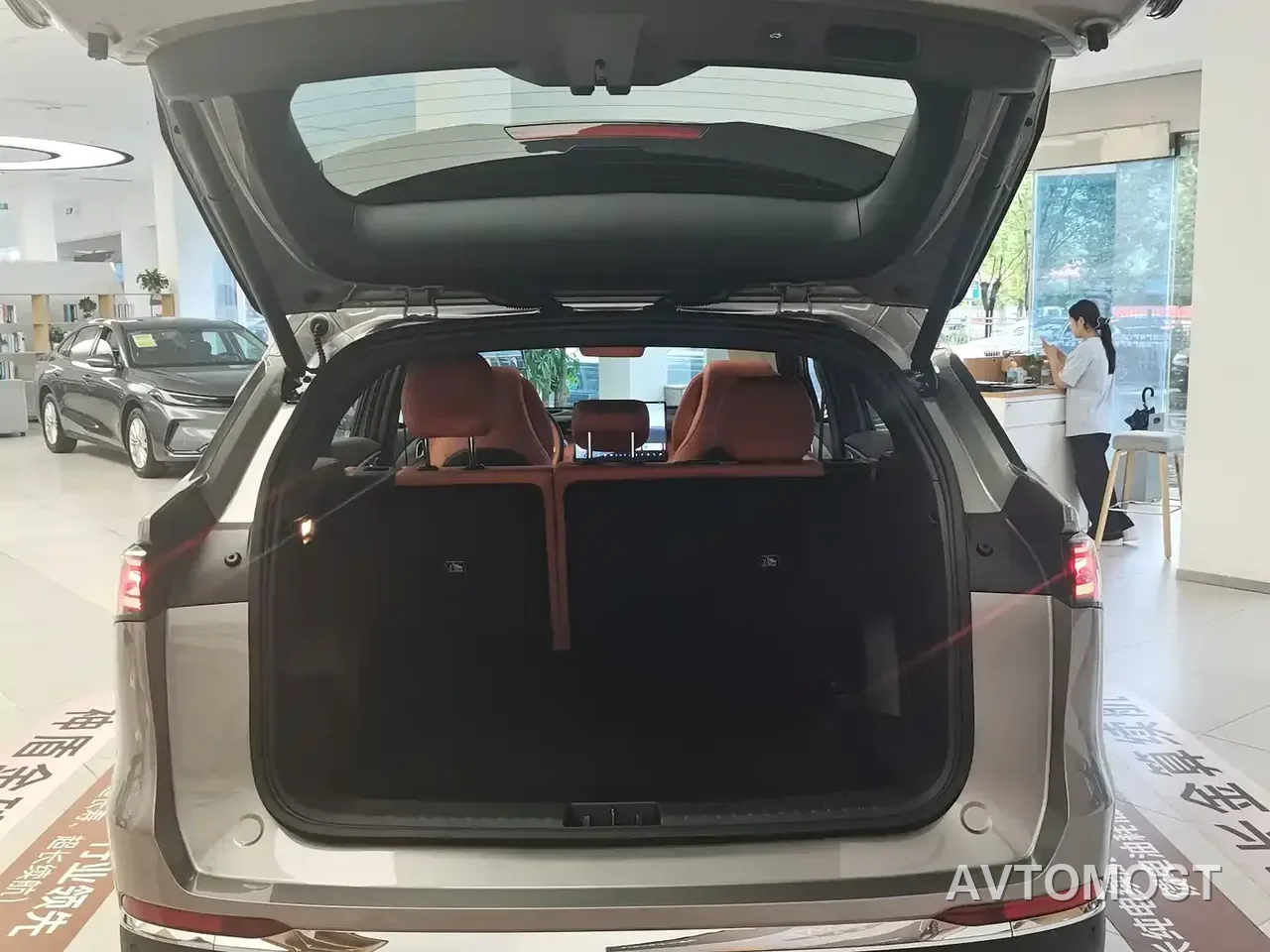 Geely Galaxy M7 — фото 38