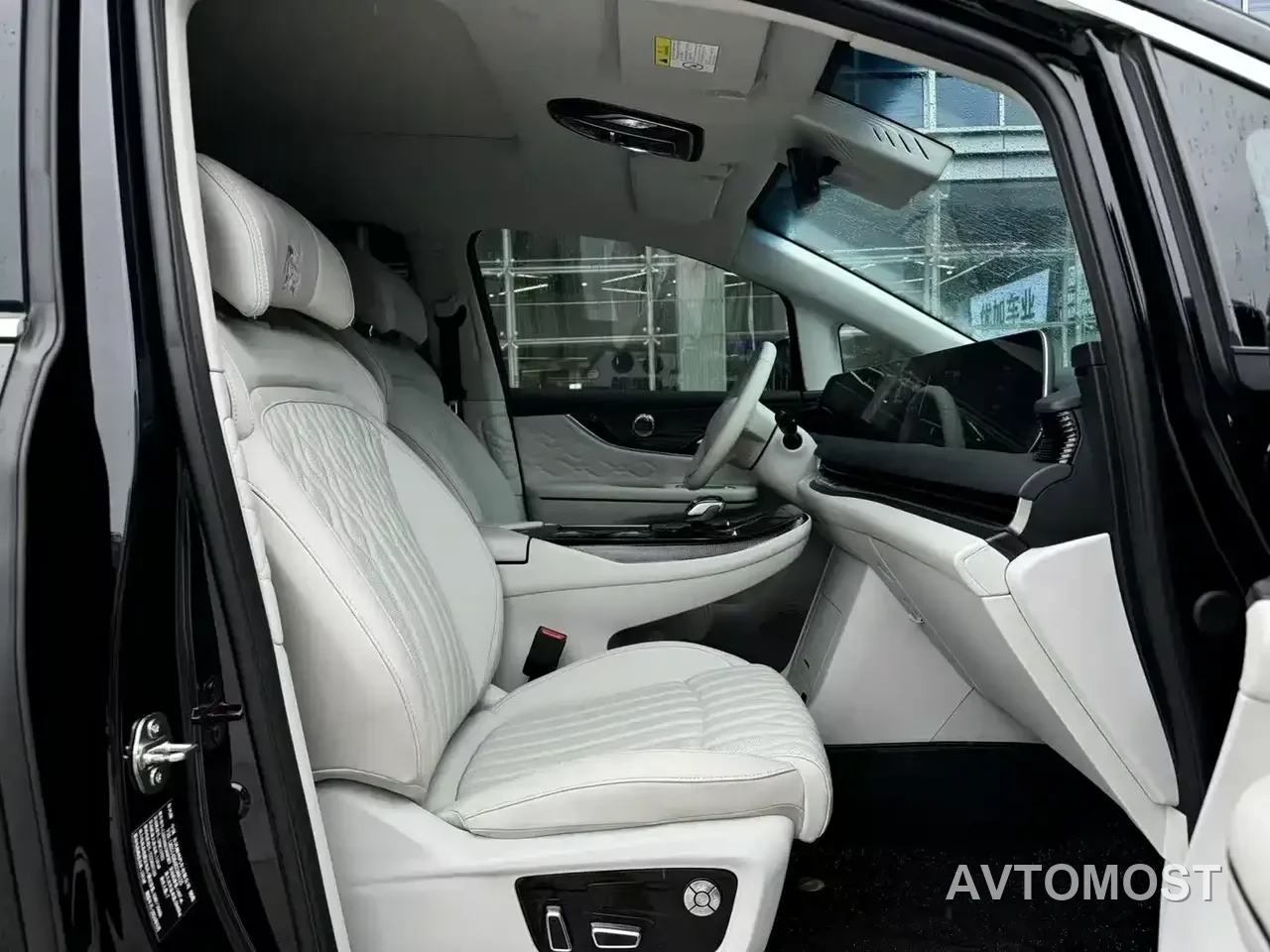 Dongfeng Fengxing Starlight V9 2024 1.5TD 200km Cloud Ladder Series Premium — фото 8