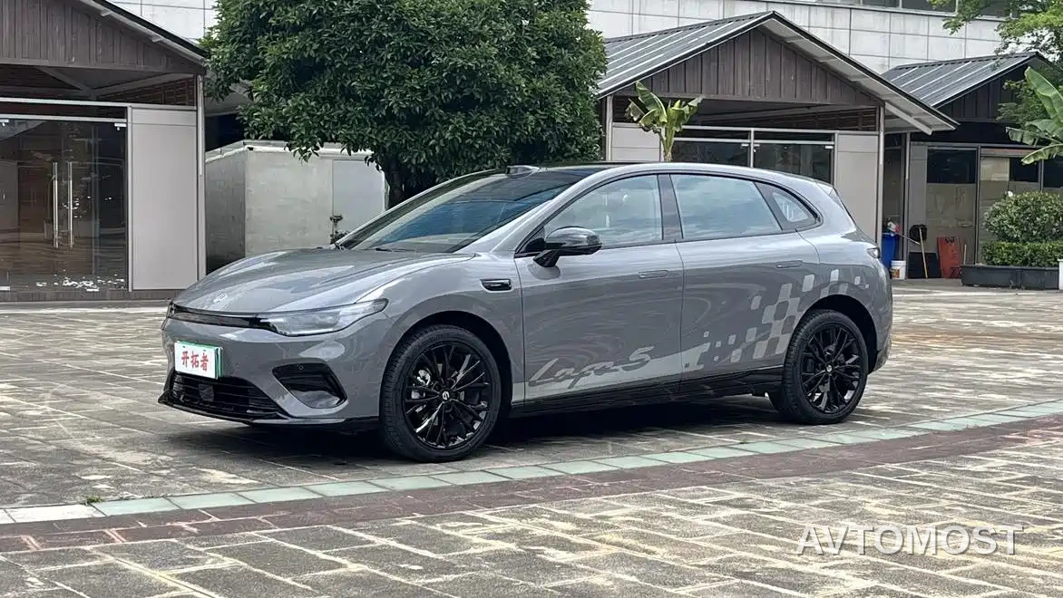 Leapmotor Lafa 5 2026 515 Standard Model — фото 1