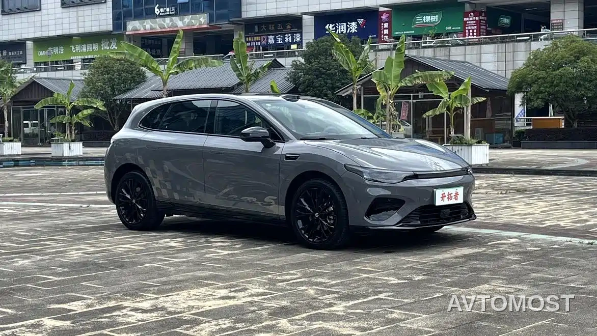 Leapmotor Lafa 5 2026 515 Standard Model — фото 2
