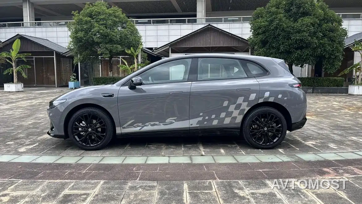 Leapmotor Lafa 5 2026 515 Standard Model — фото 4