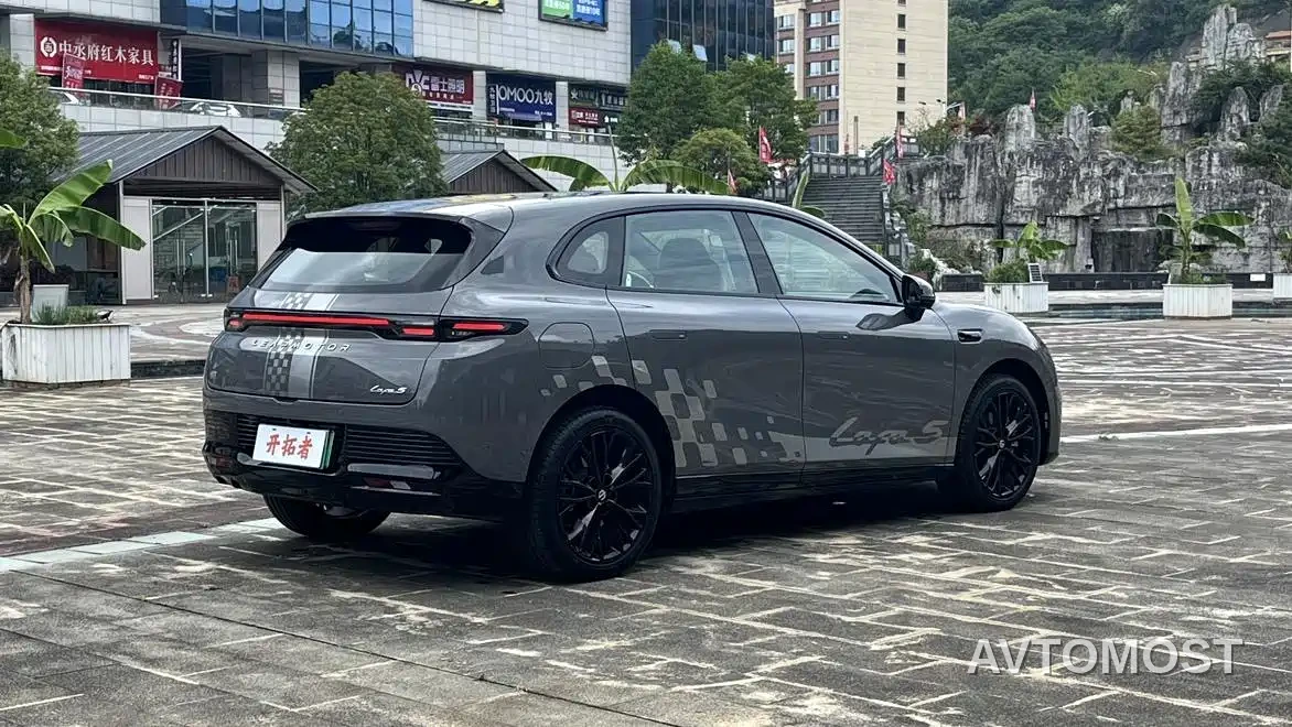 Leapmotor Lafa 5 2026 515 Standard Model — фото 5