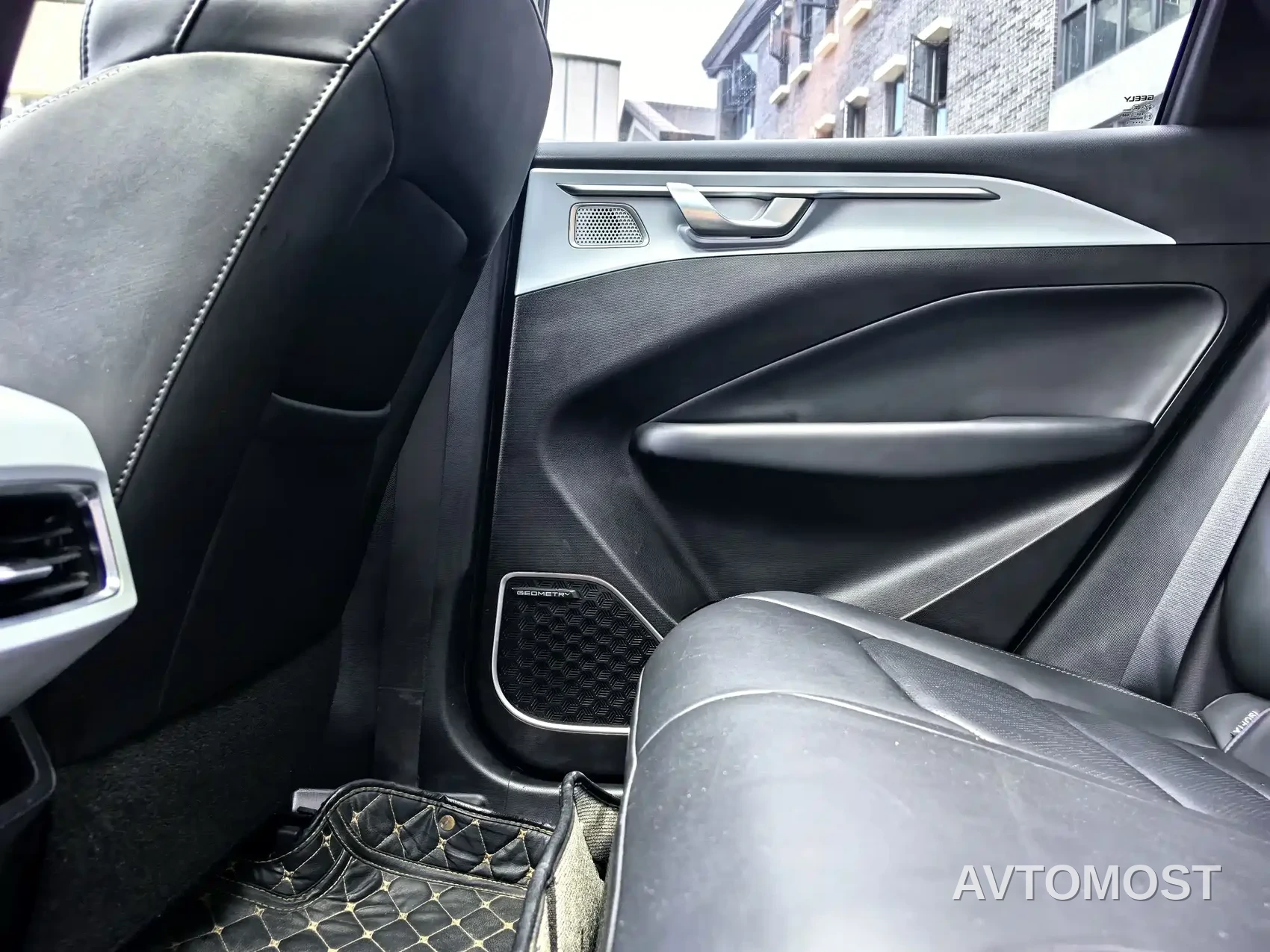 Geely Geometry C 2020 Model Premium Range Edition 550KM C++ — фото 26