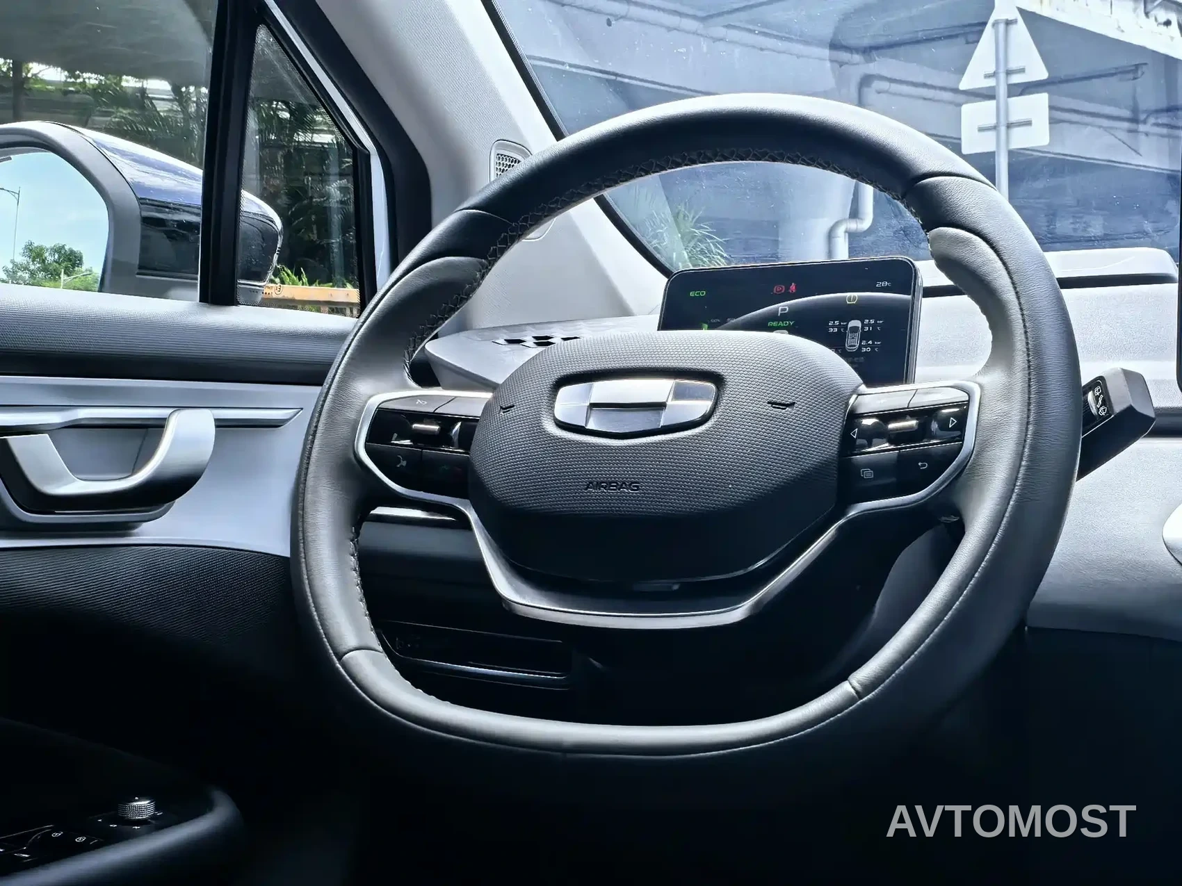 Geely Geometry C 2020 Model Premium Range Edition 550KM C++ — фото 31
