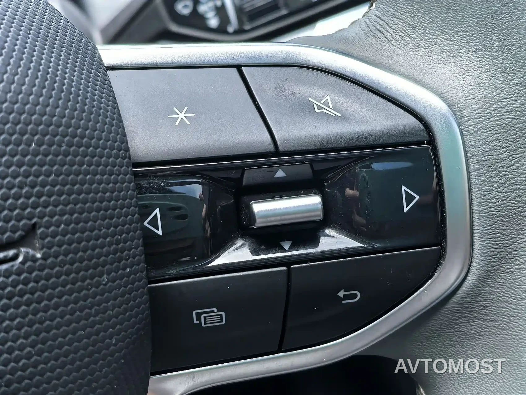 Geely Geometry C 2020 Model Premium Range Edition 550KM C++ — фото 39