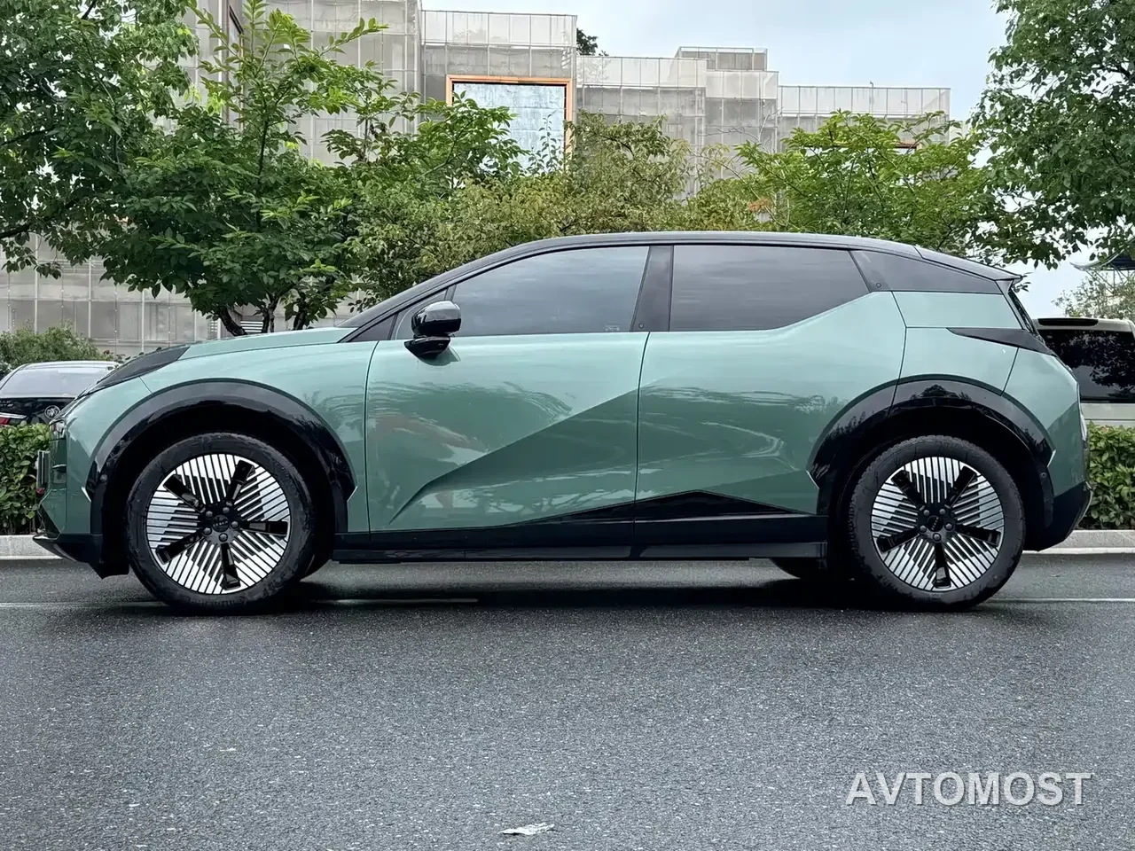 Zeekr X 2023 RWD YOU Edition 4-seater — фото 5
