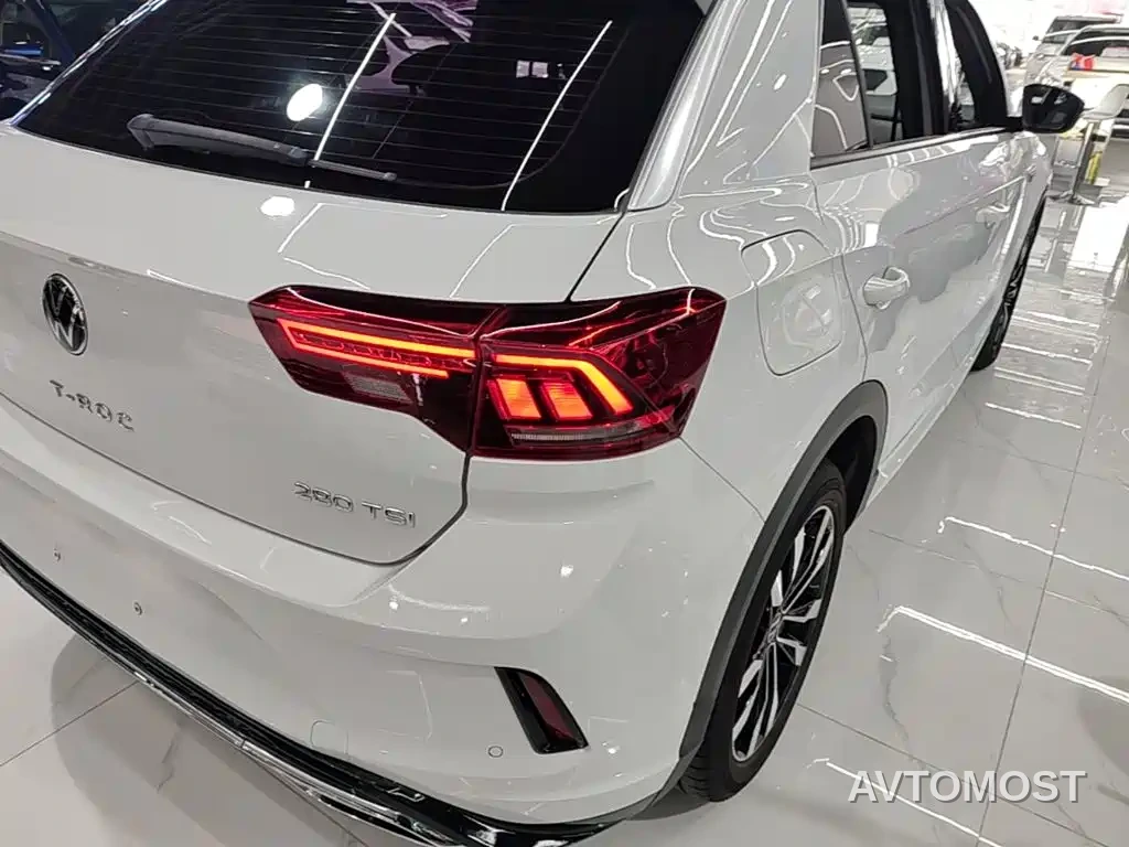 Volkswagen T-ROC 2021 280TSI DSG 2WD R-Line Pro Connected — фото 8