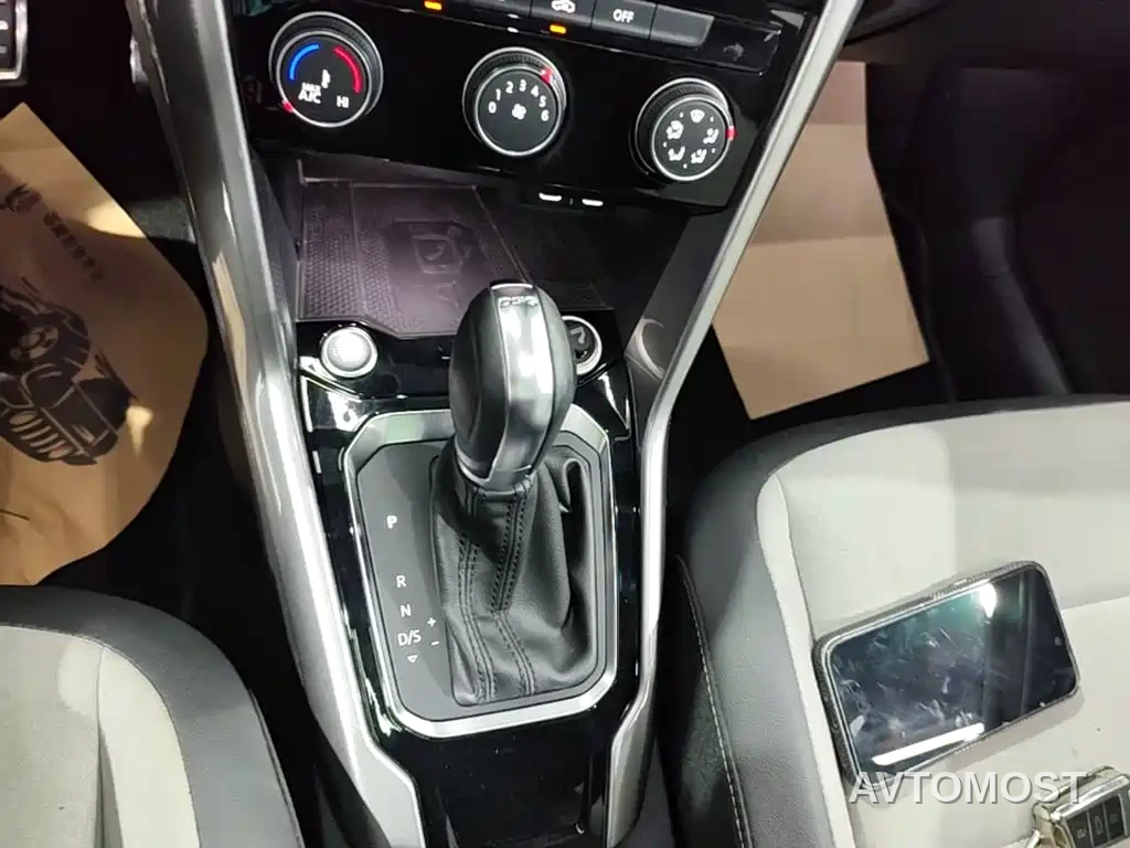 Volkswagen T-ROC 2021 280TSI DSG 2WD R-Line Pro Connected — фото 14