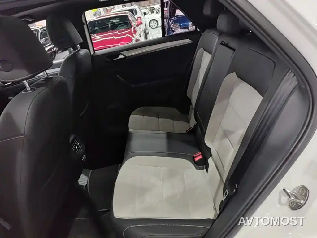 Volkswagen T-ROC 2021 280TSI DSG 2WD R-Line Pro Connected — фото 17