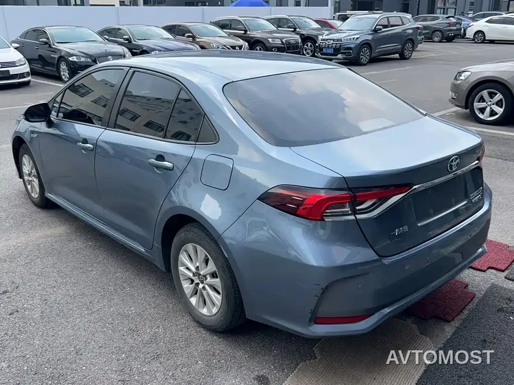 Toyota Corolla 2021 Hybrid 1.8L E-CVT Pioneer Edition — фото 14