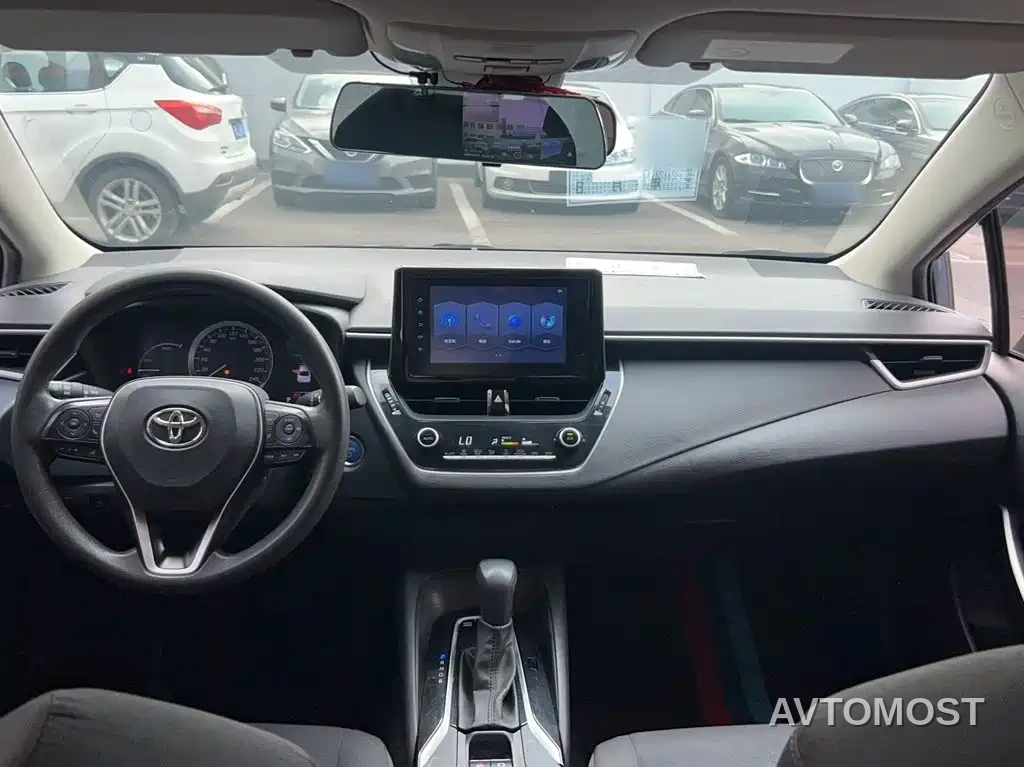 Toyota Corolla 2021 Hybrid 1.8L E-CVT Pioneer Edition — фото 18