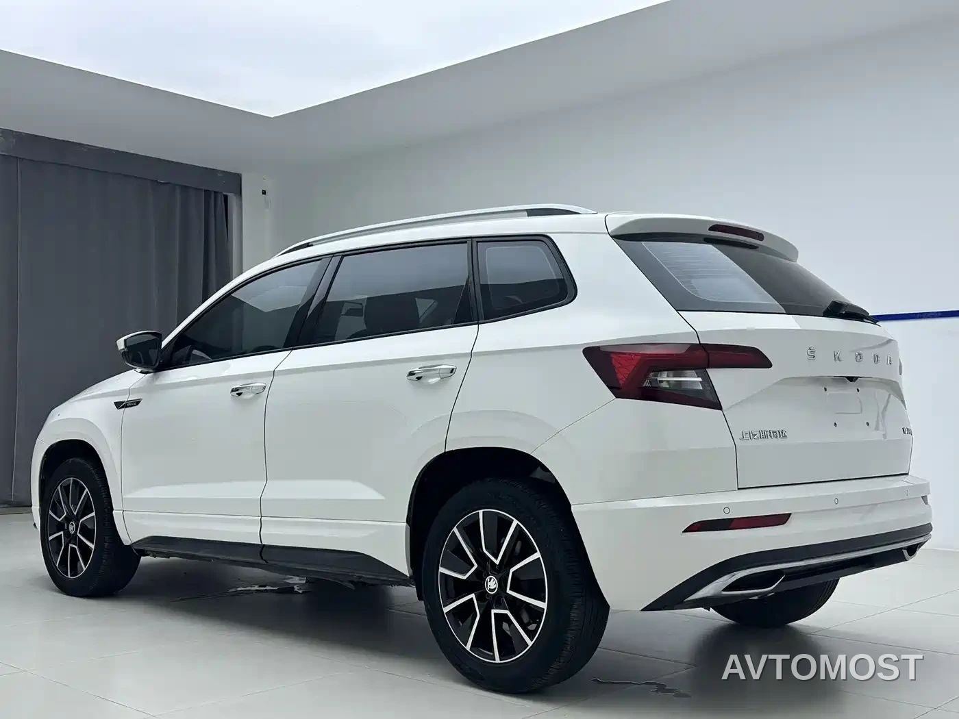 Škoda Karoq 2022 TSI280 Premium Edition — фото 2