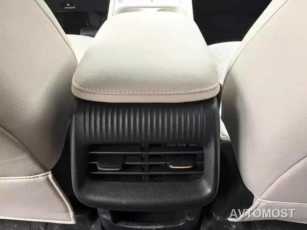 Baojun Yunhai 2024 600km Pure Electric Version — фото 16