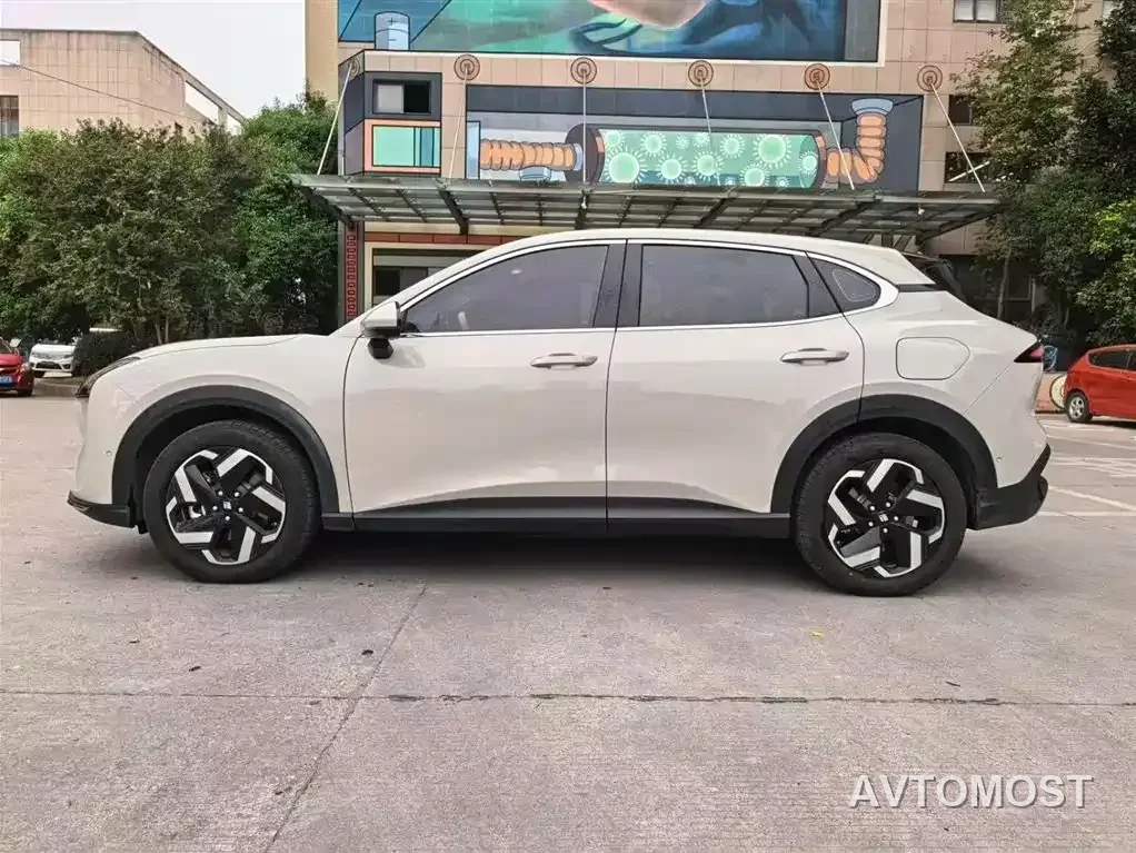 Baojun Yunhai 2024 600km Pure Electric Version — фото 15