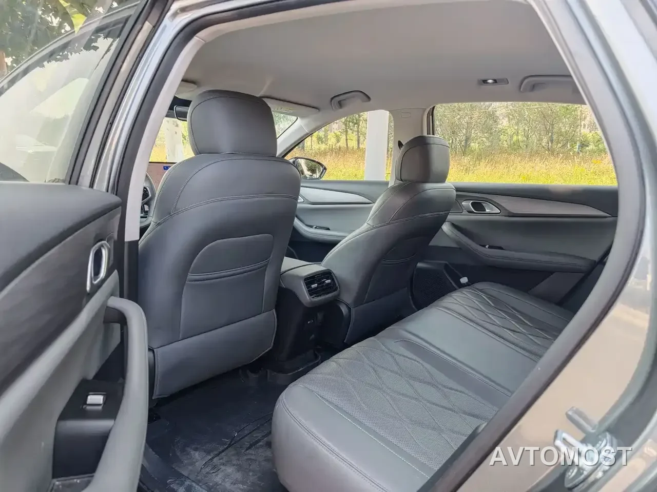 Geely Galaxy A7 2025 EM-i 70km Voyage Edition — фото 9