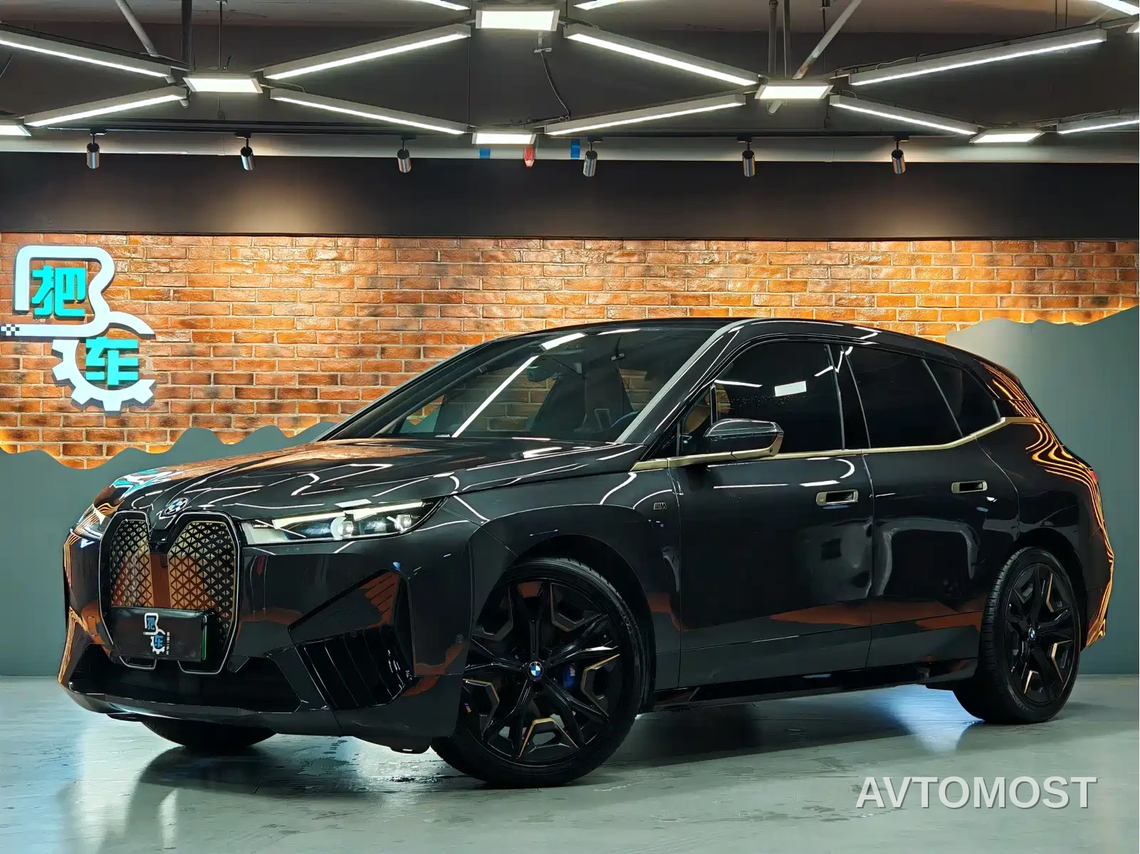 BMW iX M60 2022 M60
