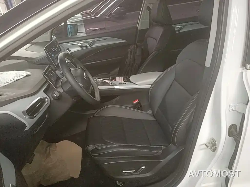 Geely Geometry C 2021 C550 Power Edition — фото 10