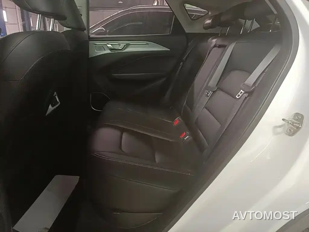 Geely Geometry C 2021 C550 Power Edition — фото 11