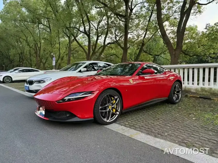 Ferrari Roma 2020 3.9T V8