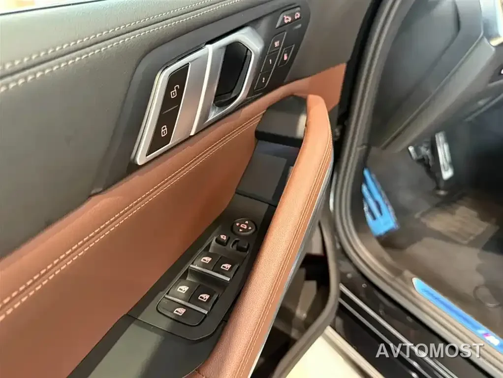 BMW X6 2023 xDrive40i Premium M Sport Package — фото 11