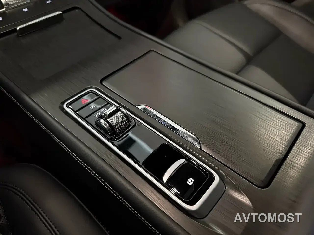 Lincoln Adventurer 2024 1.5T 2WD Premium Hybrid — фото 17