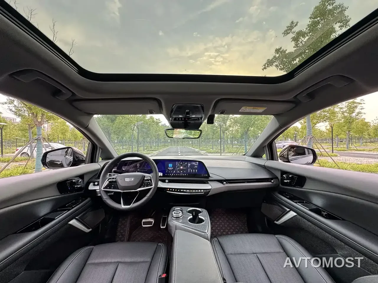 Cadillac IQ Ao Ge 2024 Standard Range — фото 9