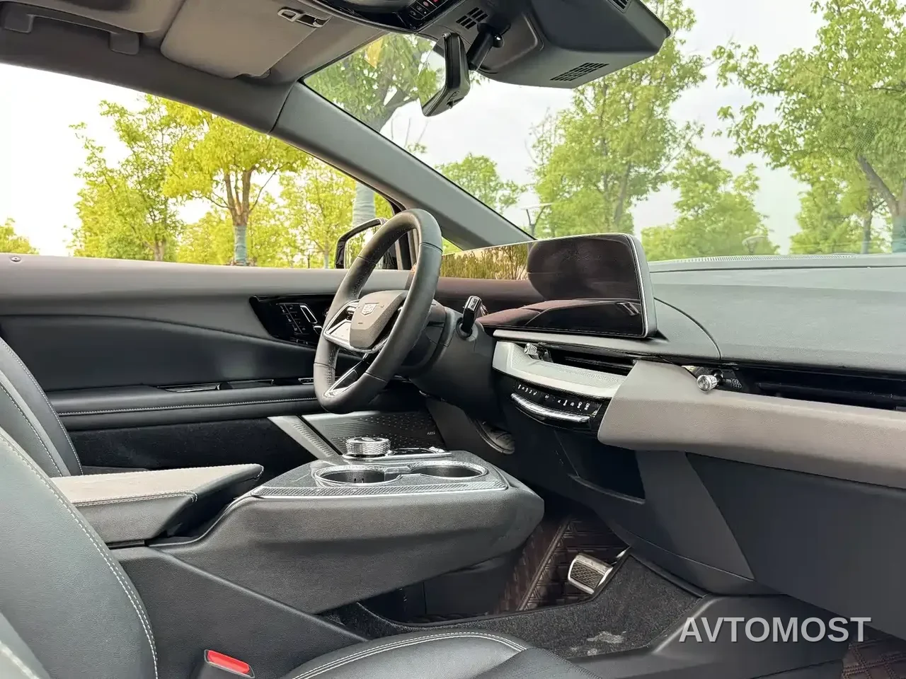 Cadillac IQ Ao Ge 2024 Standard Range — фото 7