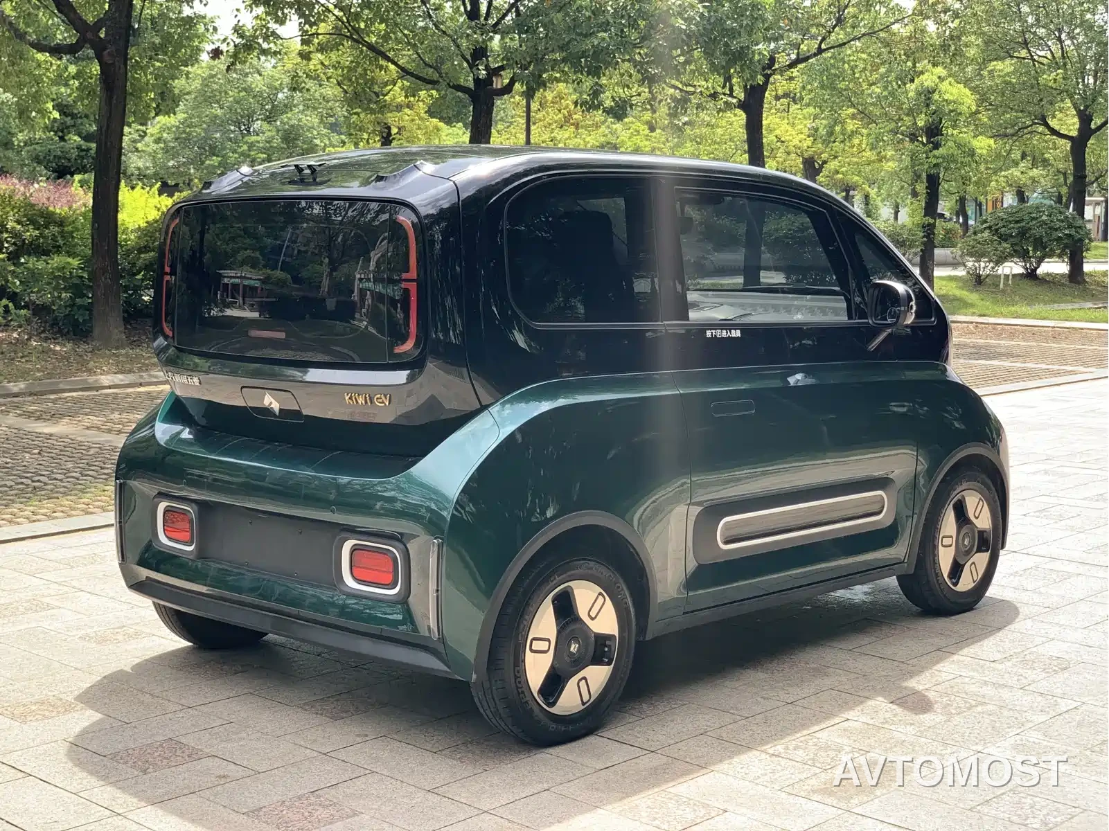 Baojun KiWi EV 2022 Designer Lite Edition LFP — фото 12