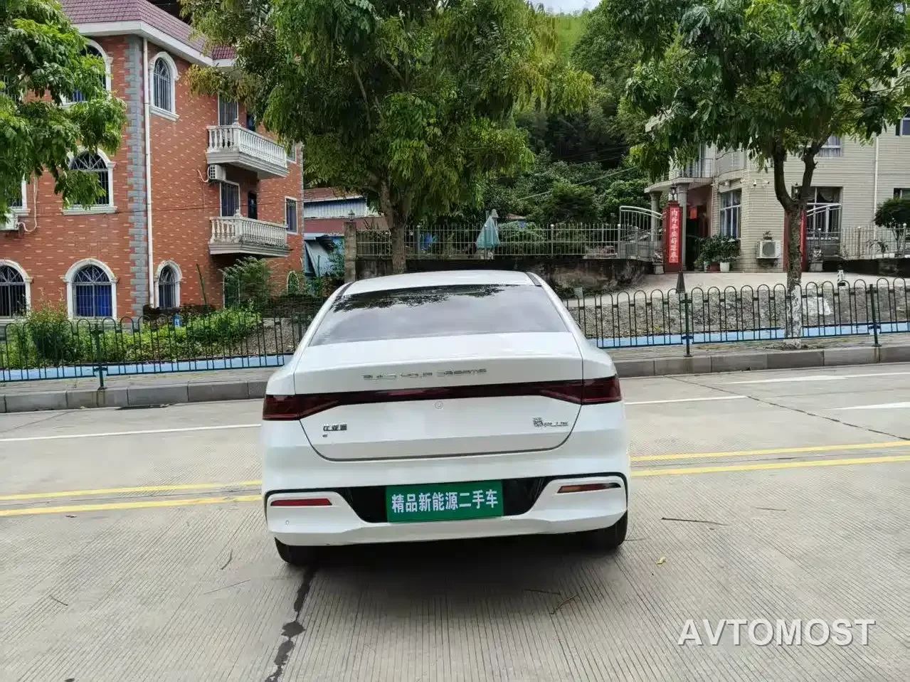 BYD Qin PLUS 2021 EV 420KM Travel Edition — фото 10