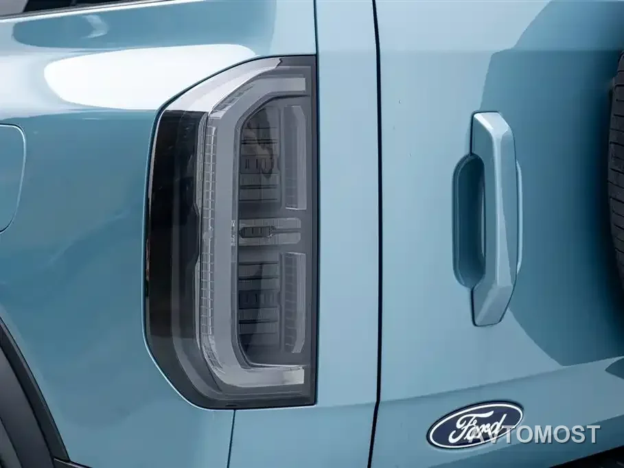Ford Mustang NEV 2025 Plug-in Range Extender Hybrid — фото 2