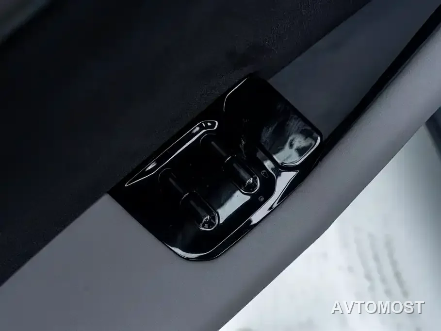 Ford Mustang NEV 2025 Plug-in Range Extender Hybrid — фото 12