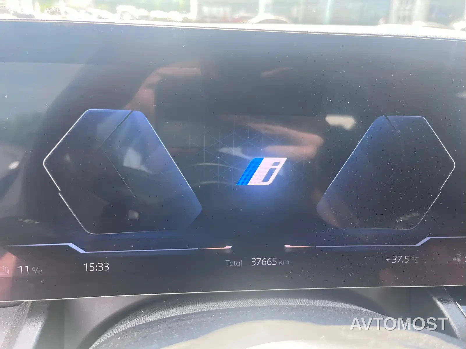 BMW i5 2024 eDrive 35L Premium Model M Sport Package — фото 12